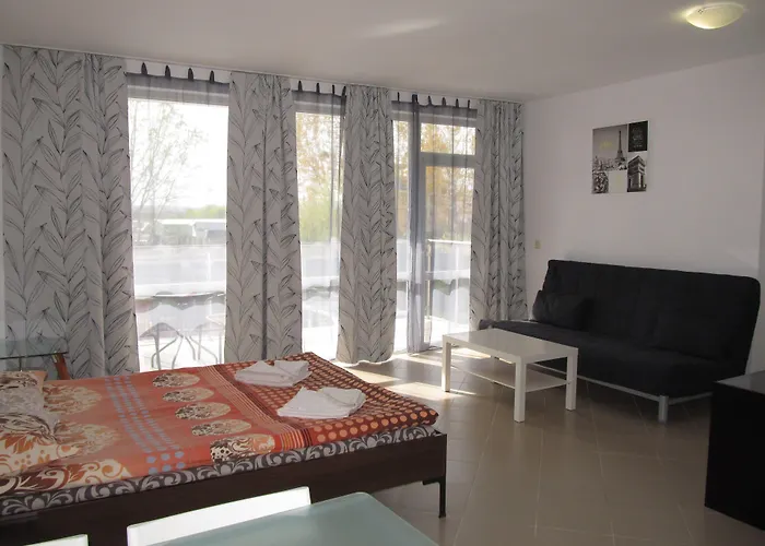 Cote Dazure Hotel 3*